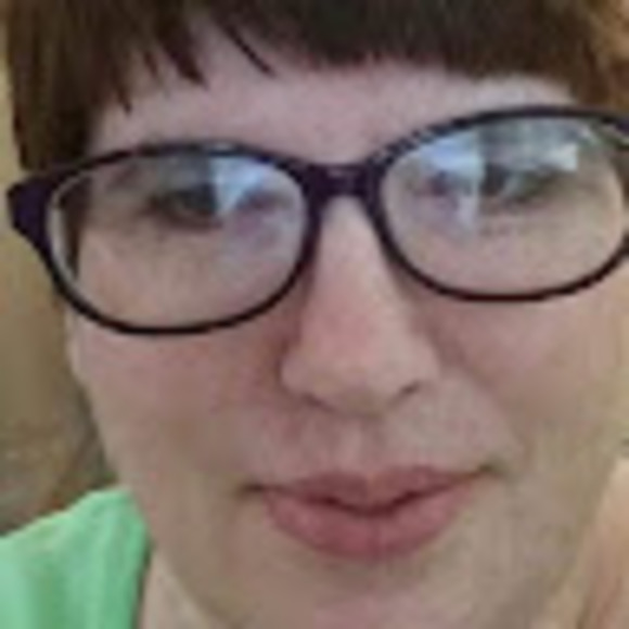 Meet your Posher, Amy - Picture 1 of 1